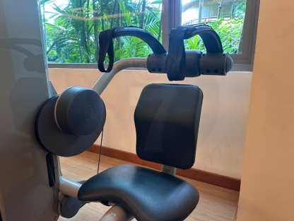15 เครื่องฝึกหน้าท้อง แบรนด์ Technogym (Element Abdominal)