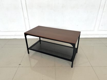 โต๊ะกลาง แบรนด์ IKEA รุ่น FJÄLLBO ท็อปไม้สนสีน้ำตาล