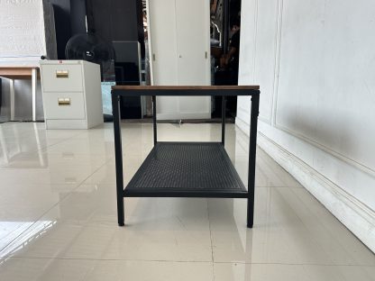 โต๊ะกลาง แบรนด์ IKEA รุ่น FJÄLLBO ท็อปไม้สนสีน้ำตาล