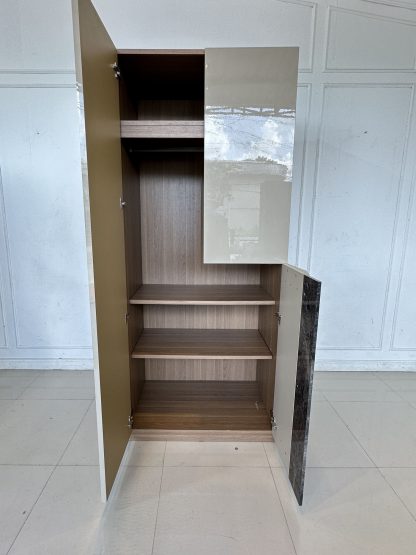 ตู้เสื้อผ้า 3 บานเปิด แบรนด์ SB FURNITURE
