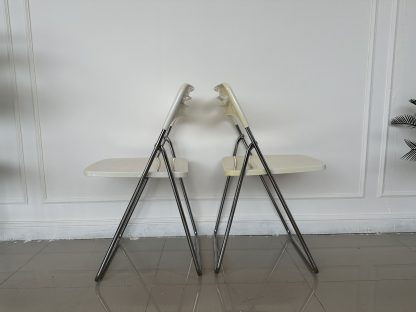 เก้าอี้พับ พลาสติกสีขาว ขาเหล็ก แบรนด์ IKEA รุ่น Nisse