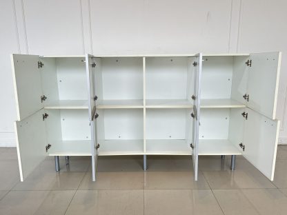 ตู้เก็บของ 8 บานเปิด กรอบอลูมิเนียม