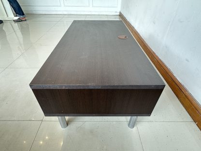 ตู้วางทีวี 2 ช่องวางของ ท็อปไม้ MDF สีน้ำตาลลายไม้