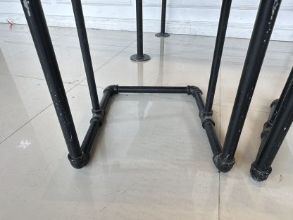ชุดโต๊ะทานอาหารไม้สน 4 ที่นั่ง โครงขาเหล็ก PVC