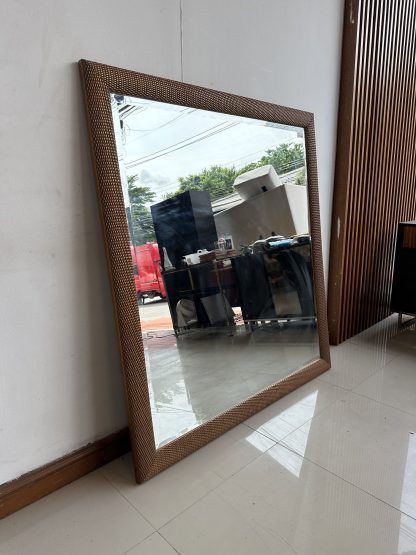 กระจกเงา แบบติดผนัง กรอบไม้ MDF ลายสีทองเหลือง