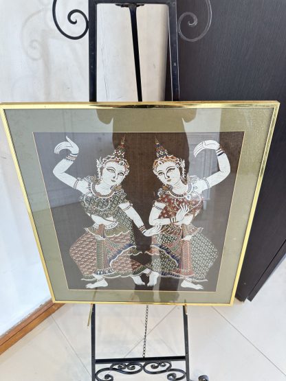 ของตกแต่ง กรอบรูป ผ้าสกรีนรลายนางรำ แบรนด์ THE PICTURE FACTORY