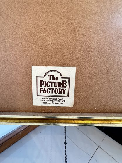 ของตกแต่ง กรอบรูป ผ้าสกรีนรลายนางรำ แบรนด์ THE PICTURE FACTORY