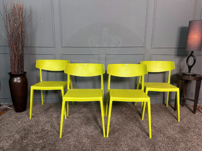 40 เซตเก้าอี้นำเข้า Wing Chair วัสดุโพลีโพรพิลีน แบรนด์ Actiu Made In Spain สีเขียวใบตอง 4 ตัว