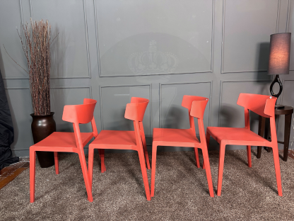 42 เซตเก้าอี้นำเข้า Wing Chair วัสดุโพลีโพรพิลีน แบรนด์ Actiu Made In Spain สีแดง 4 ตัว