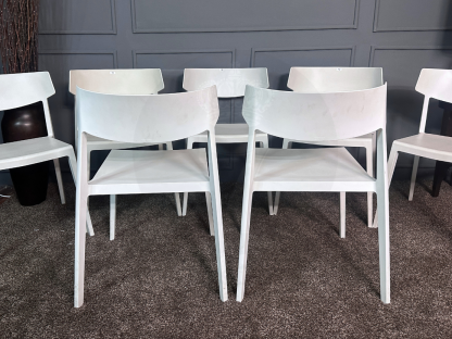46 เซตเก้าอี้นำเข้า Wing Chair วัสดุโพลีโพรพิลีน แบรนด์ Actiu Made In Spain สีขาว 7 ตัว