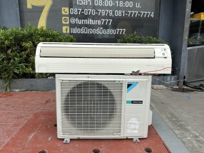 เครื่องปรับอากาศ ขนาด 14,000 btu แบรนด์ DAIKIN รุ่น FTKE15GV2S ผลิตปี 2010
