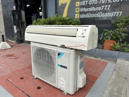 เครื่องปรับอากาศ ขนาด 14,000 btu แบรนด์ DAIKIN รุ่น FTKE15GV2S ผลิตปี 2010