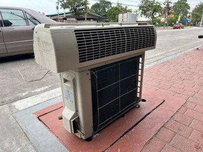 เครื่องปรับอากาศ ขนาด 14,000 btu แบรนด์ DAIKIN รุ่น FTKE15GV2S ผลิตปี 2010