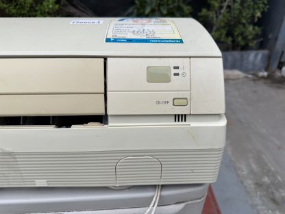 เครื่องปรับอากาศ ขนาด 12,000 btu แบรนด์ DAIKIN รุ่น FTE12LV2S ผลิตปี 2010
