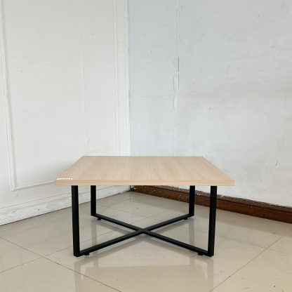 โต๊ะกลาง แบรนด์ MODERNFORM