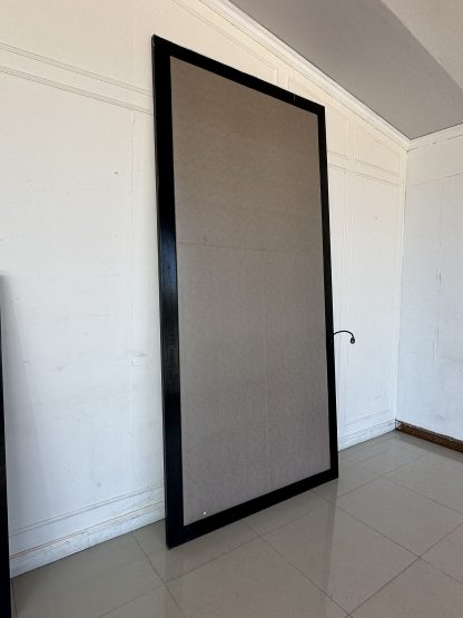 หัวเตียง built-in โครงไม้ MDF บุหนัง PU ไม่มีลาย พร้อมไฟอ่านหนังสือ LED ( ใหญ่ )