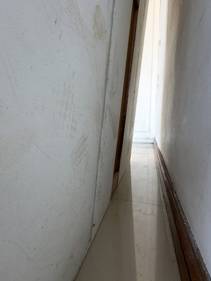 หัวเตียง built-in โครงไม้ MDF บุหนัง PU ลายหนังจระเข้ พร้อมไฟอ่านหนังสือ LED ( เล็ก )