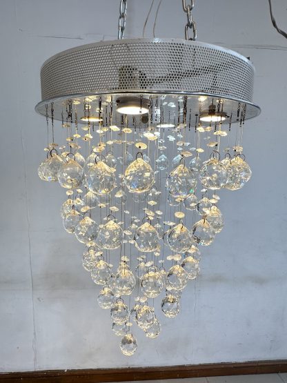 โคมไฟแขวนเพดาน ตกแต่งคริสตัล ใช้หลอด LED 7W โครงเหล็ก