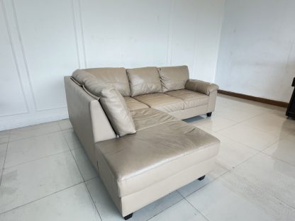 โซฟาแอล 3 ที่นั่ง แบรนด์ SB FURNITURE เบาะหนังแท้ผิวสัมผัสสีน้ำตาล