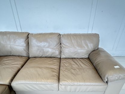 โซฟาแอล 3 ที่นั่ง แบรนด์ SB FURNITURE เบาะหนังแท้ผิวสัมผัสสีน้ำตาล