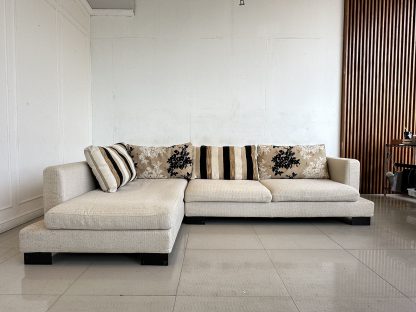 โซฟาแอล 3 ที่นั่ง แบรนด์ SB FURNITURE เบาะผ้าสีครีม