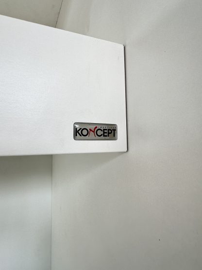 ตู้เสื้อผ้า 3 บานเปิด 1 ลิ้นชัก แบรนด์ KONCEPT