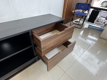 ตู้วางทีวี 1 บานเปิด 2 ลิ้นชัก 2 ช่องวางของ โครงไม้ MDF ขาเหล็ก