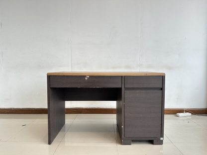 โต๊ะทำงาน 1 บานเปิด 2 ลิ้นชัก แบรนด์ SB FURNITURE