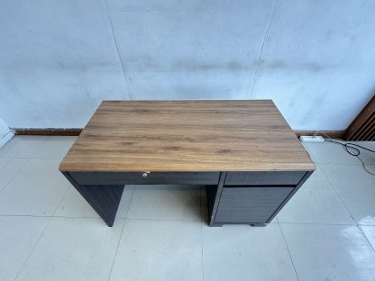 โต๊ะทำงาน 1 บานเปิด 2 ลิ้นชัก แบรนด์ SB FURNITURE