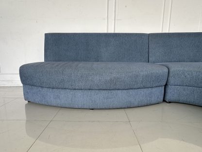 โซฟาแอล 3 ที่นั่ง เบาะผ้ากำมะหยี่สีน้ำเงิน โครงไม้ MDF