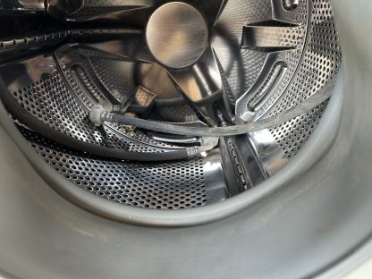 เครื่องซักผ้า แบบฝาหน้า แบรนด์ SIEMENS รุ่น WD34808HK