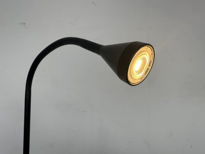 โคมไฟ LED ตั้งโต๊ะ แบรนด์ IKEA รุ่น NÄVLING