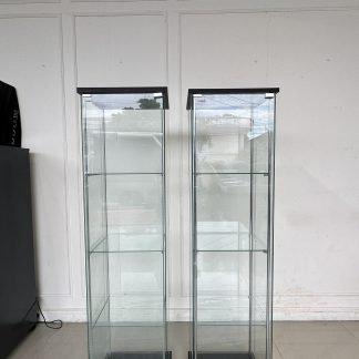 ตู้เก็บของ 2 บานเปิด 3 ชั้นวาง โครงไม้สักแปะแผ่นไม้