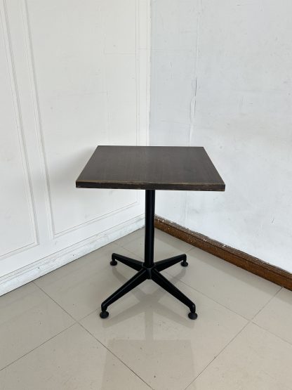 โต๊ะทานอาหาร ท็อปไม้จริงสีน้ำตาลลายไม้ โครงขาเหล็กสีดำ (ขนาดกว้าง 60 CM.)