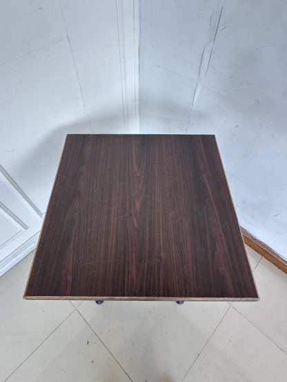 โต๊ะทานอาหาร ท็อปไม้จริงสีน้ำตาลลายไม้ โครงขาเหล็กสีดำ (ขนาดกว้าง 60 CM.)