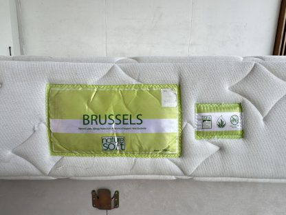 ที่นอนยางลาเท็กซ์ ขนาด 6 ฟุต แบรนด์ NATURE SOFT รุ่น BRUSSELS