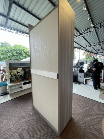 ตู้เสื้อผ้า 2 บานเลื่อน 3 ลิ้นชัก แบรนด์ pj home รุ่น life-sr n302