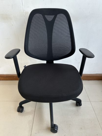 เก้าอี้สำนักงาน แบรนด์ PROFLEX รุ่น MERA เบาะผ้าพิงหลังตาข่ายสีดำ