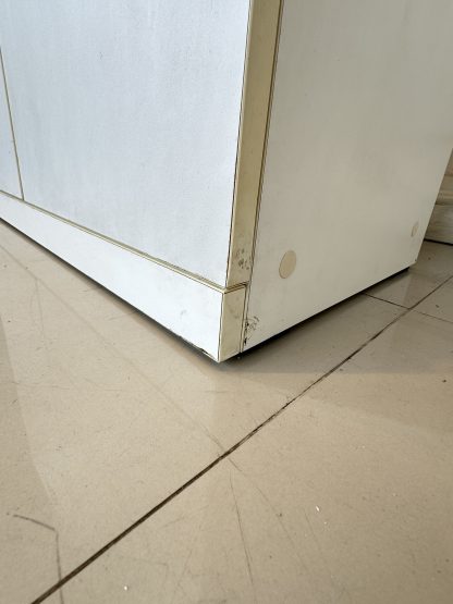 ตู้เก็บเอกสาร 2 บานเปิด 4 ชั้นวาง โครงไม้ MDF สีขาว