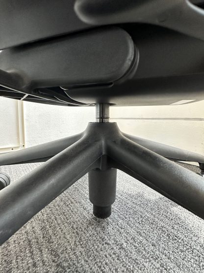 เก้าอี้สำนักงาน เพื่อสุขภาพ แบรนด์ Herman Miller รุ่น Sayl