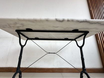 โต๊ะทานอาหาร สไตล์วินเทจ