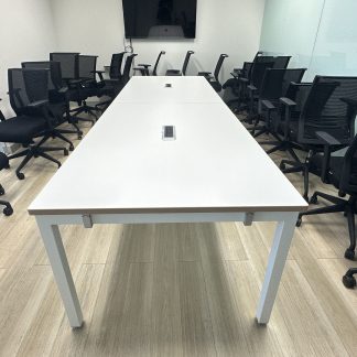 โต๊ะประชุม 10-12 ที่นั่ง …
