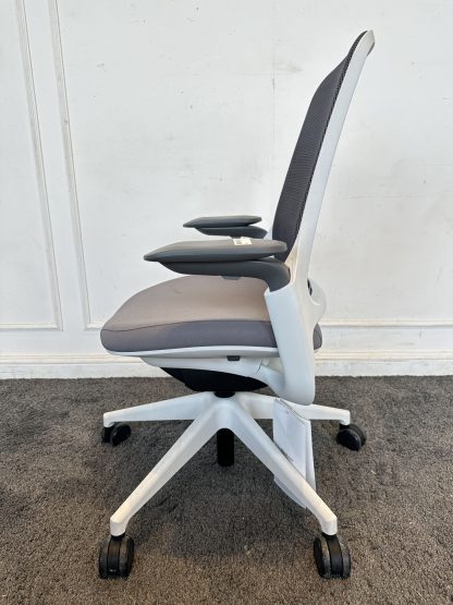 เก้าอี้สำนักงาน เพื่อสุขภาพ แบรนด์ Steelcase Ergonomic รุ่น Series 1