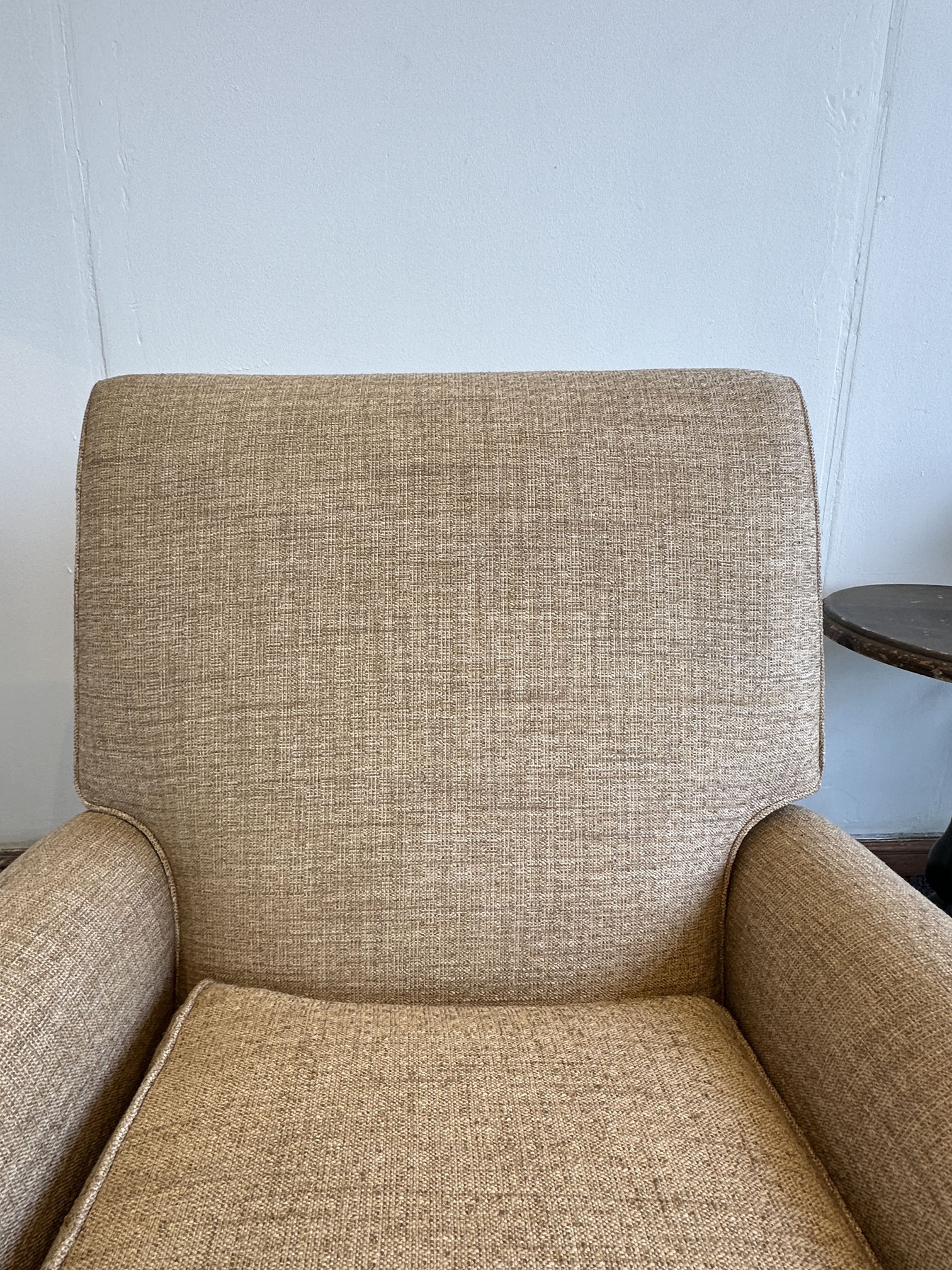 เก้าอี้อาร์มแชร์ ปรับเอนนอนได้ แบรนด์ ETHAN ALLEN เบาะผ้าสีน้ำตาล เก้าอี้อาร์มแชร์ ปรับเอนนอนได้ แบรนด์ ETHAN ALLEN เบาะผ้าสีน้ำตาล