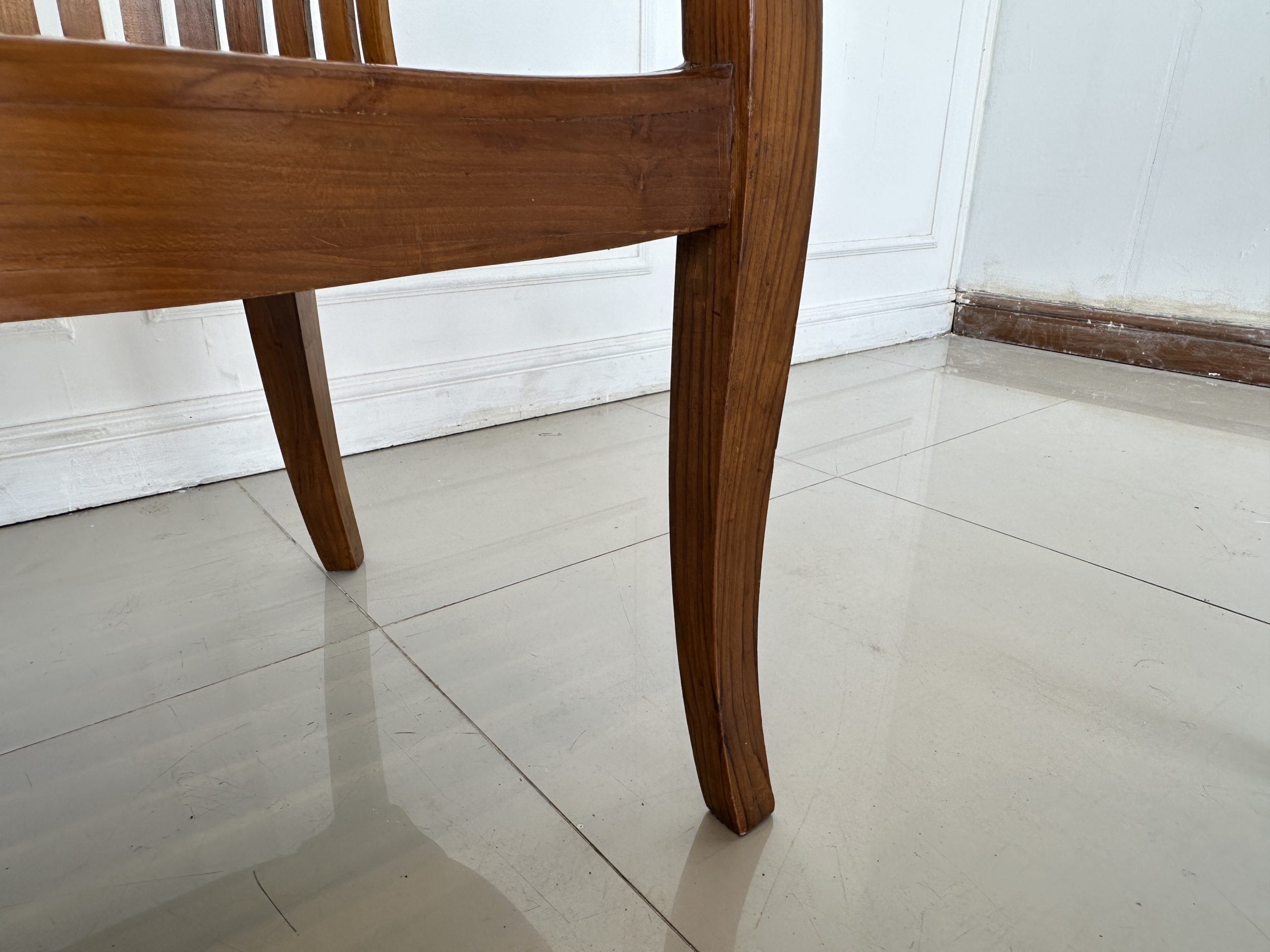 ชุดรับแขกไม้สัก เบาะและพิงหลังตีระแนง สีน้ำตาล ชุดรับแขกไม้สัก เบาะและพิงหลังตีระแนง สีน้ำตาล