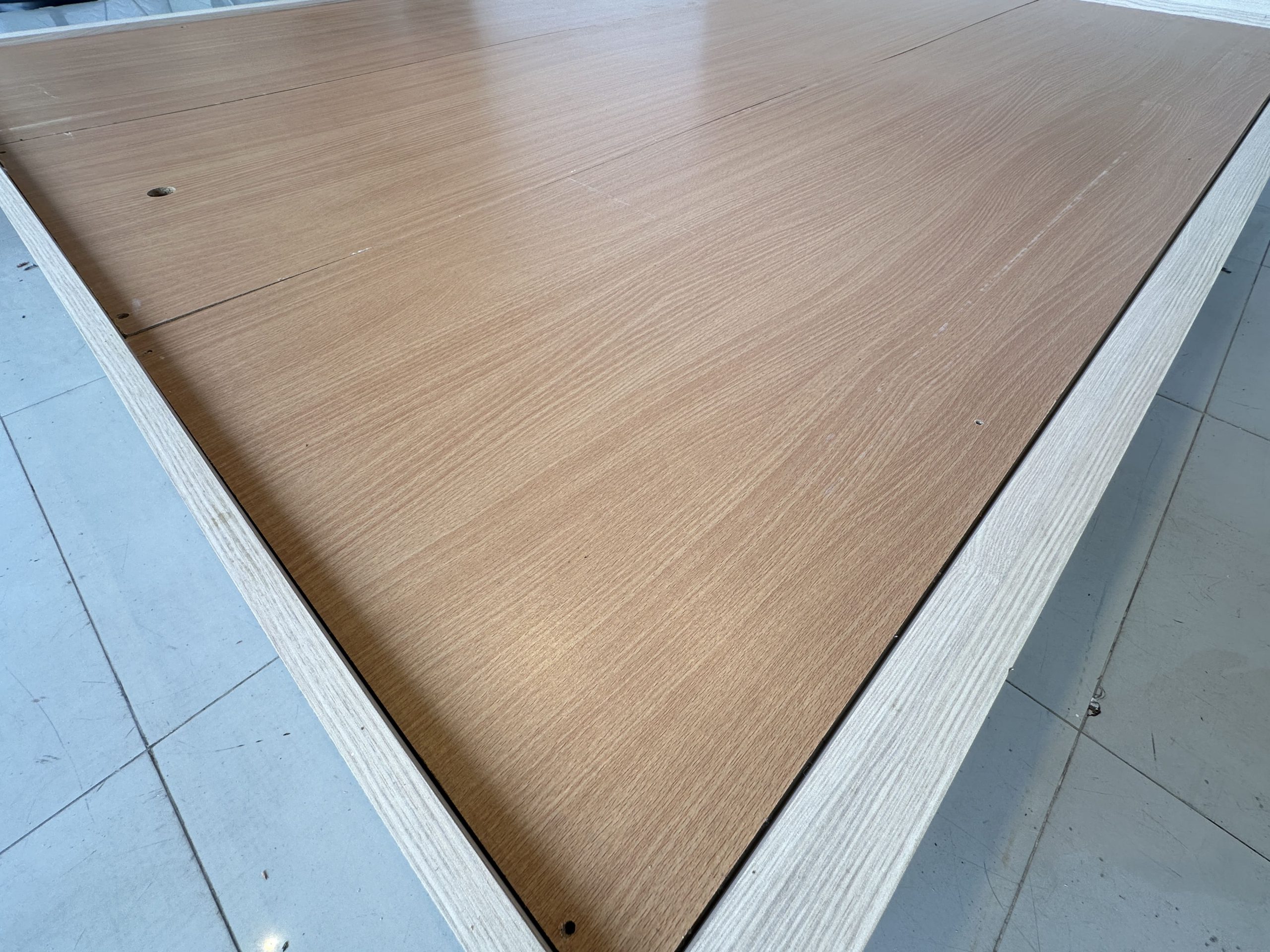 เตียง 5 ฟุต แบรนด์ SB FURNITURE หัวเตียงหุ้มหนัง PU สีเทา เตียง 5 ฟุต แบรนด์ SB FURNITURE หัวเตียงหุ้มหนัง PU สีเทา