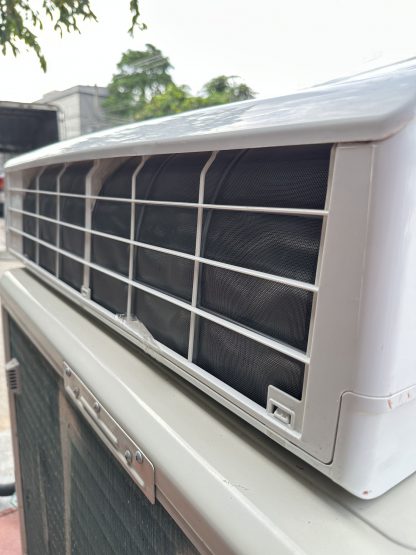 เครื่องปรับอากาศ แบรนด์ Hitachi รุ่น RAS-NH24CLT ขนาด 23,000 BTU