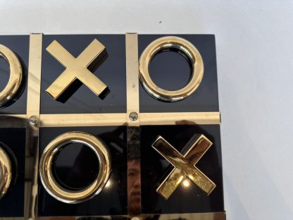 เกมกระดาน XO คานสแตนเลสสีทอง พร้อมตัวหมาก สไตล์ ลักชูรี่