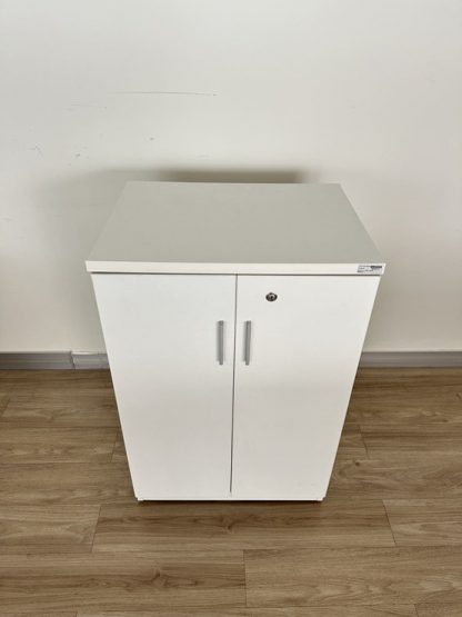 ตู้เก็บเอกสาร 2 บานเปิด 2 ชั้นวาง โครงไม้ MDF สีขาว