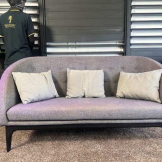 โซฟา 3 ที่นั่งปรับนอนได้ เบาะผ้ากำมะหยี่สีน้ำตาล (สภาพใหม่)